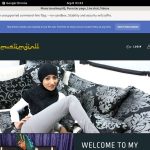 Muna (muslimgirll) With Mastercard
